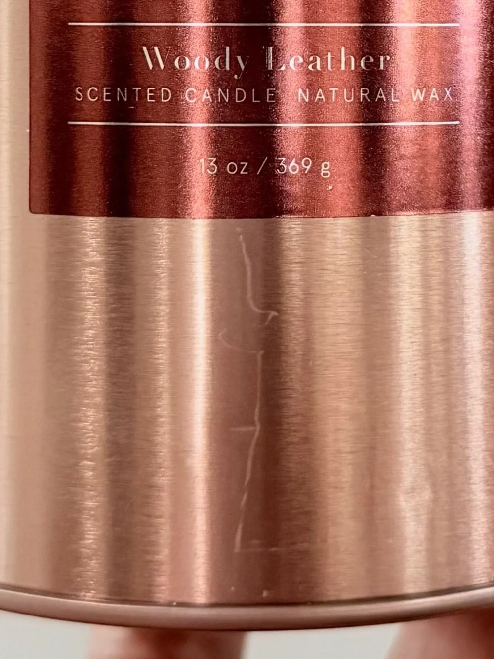 La Jolie Muse WOODY LEATHER Rose Gold Scented Candle in Tin with lid 13 oz